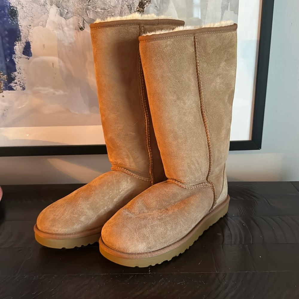 Ugg Classic Tall Boots Size 8